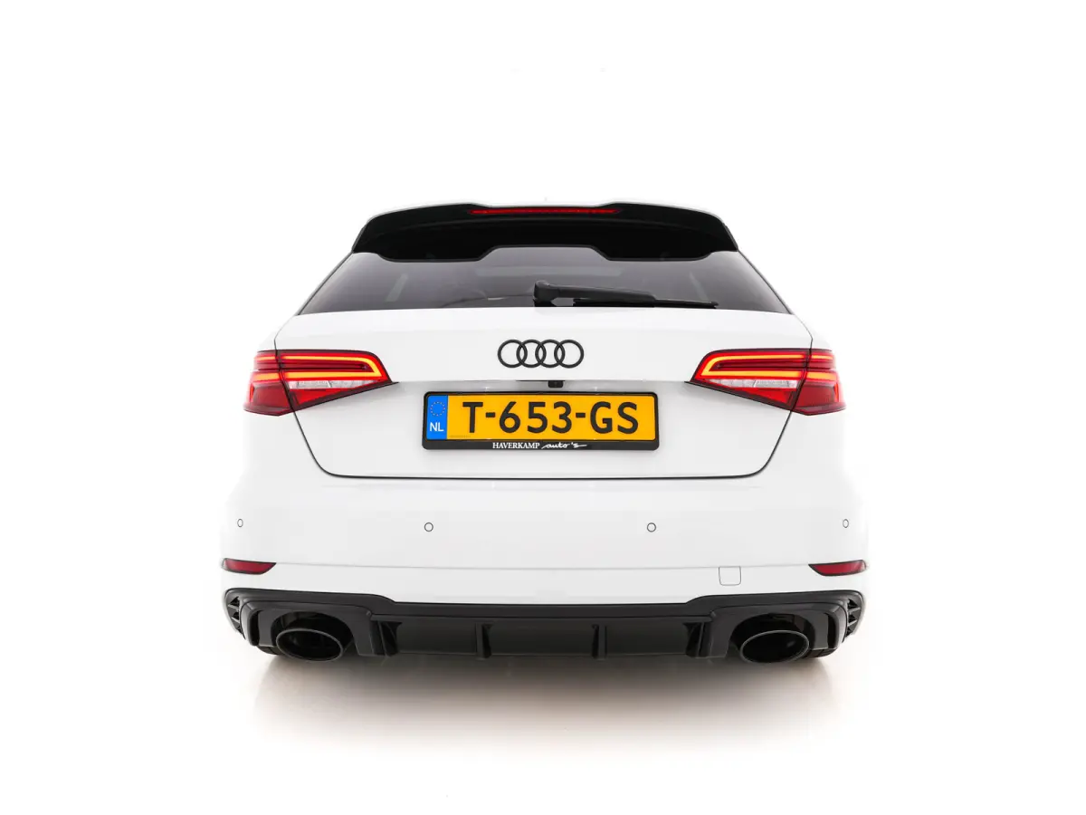 2.5 TFSI Quattro *RS-SEATS | PANO | ADAPTIVE-CRUISE | NAPPA-LEATHER | BANG&OLUFSEN | CAMERA | KEYLESS | BLINDSPOT | NAVI-FULLMAP | DIGI-COCKPIT | PRIVACY-GLASS | SHIFTPADDLES | CARBON-INLAY 