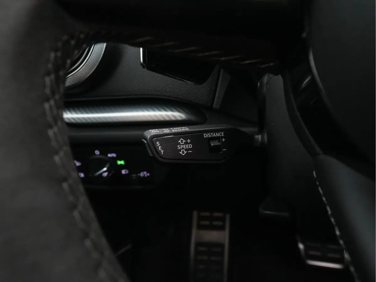2.5 TFSI Quattro *RS-SEATS | PANO | ADAPTIVE-CRUISE | NAPPA-LEATHER | BANG&OLUFSEN | CAMERA | KEYLESS | BLINDSPOT | NAVI-FULLMAP | DIGI-COCKPIT | PRIVACY-GLASS | SHIFTPADDLES | CARBON-INLAY 