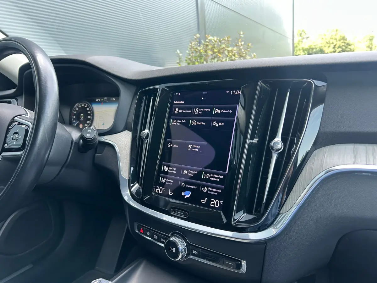 2.0 B3 Inscription | Pilot Assist | Trekhaak | Leder | Camera |