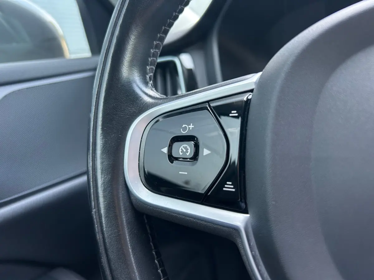 2.0 B3 Inscription | Pilot Assist | Trekhaak | Leder | Camera |
