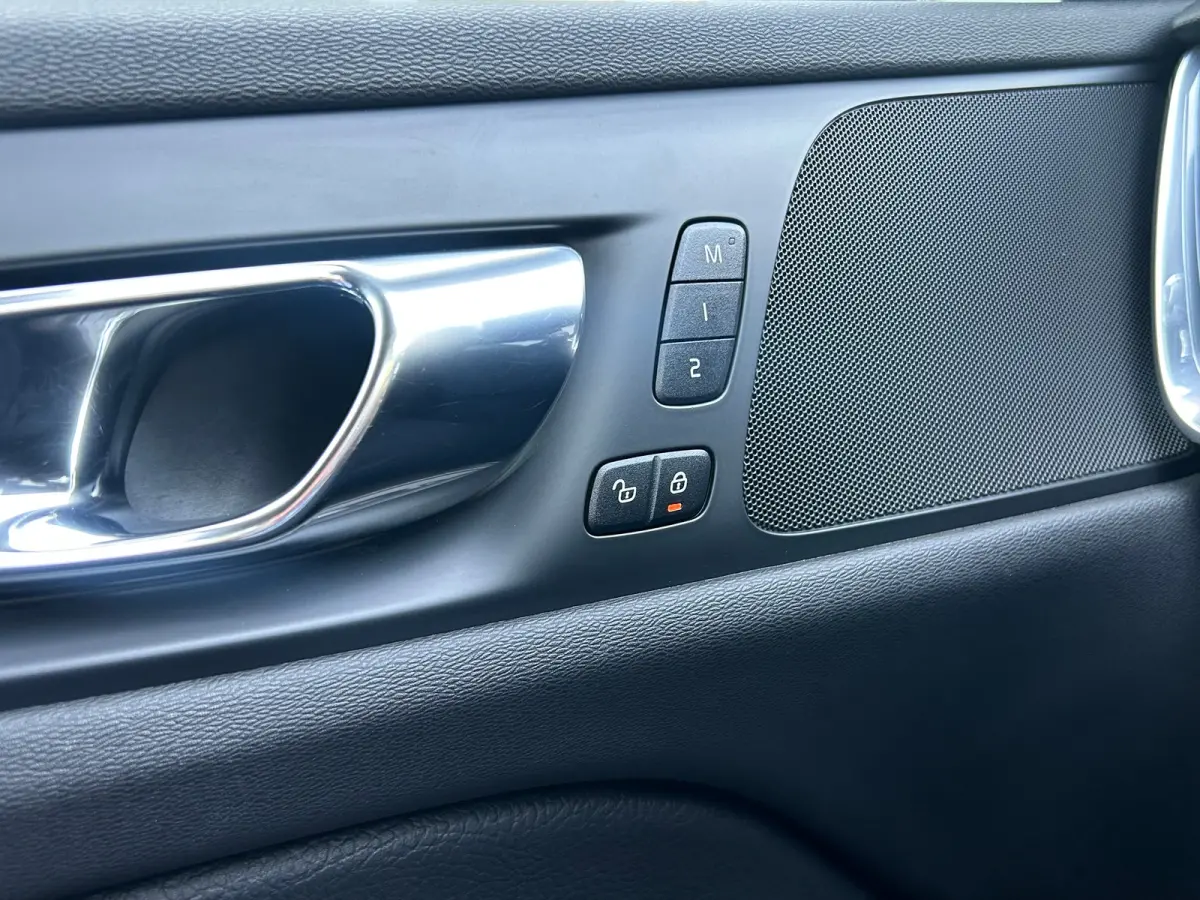 2.0 B3 Inscription | Pilot Assist | Trekhaak | Leder | Camera |