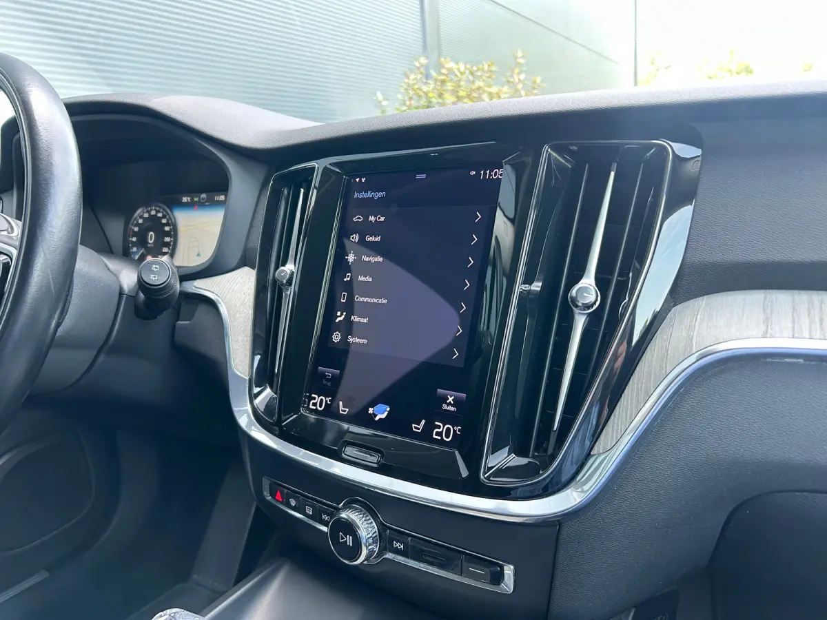 2.0 B3 Inscription | Pilot Assist | Trekhaak | Leder | Camera |