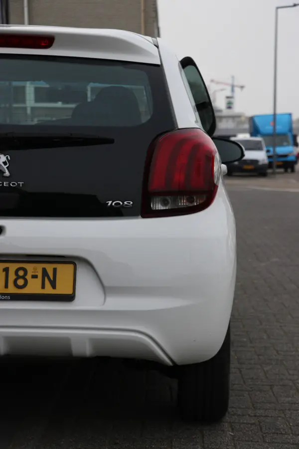 1.0 e-VTi Active NAP | apple carplay | airco | multifunctionelen stuur |