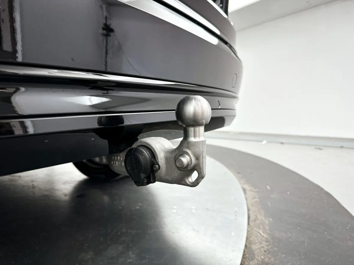 T8 Plug-in hybrid AWD Ultra Dark | Panoramadak | 360° camera | Bowers & Wilkins | Luchtvering | Head-up display | Stoelventilatie | Trekhaak
