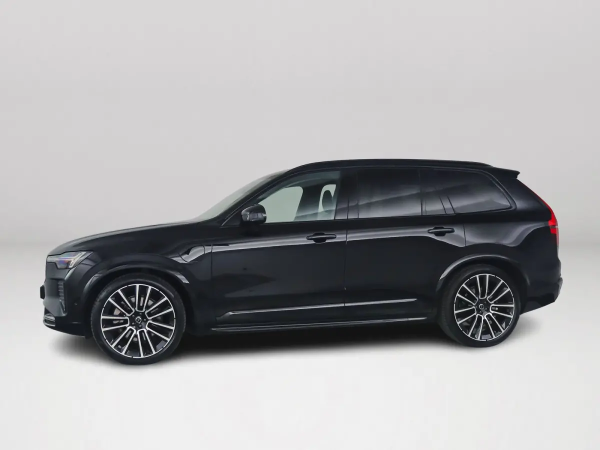 T8 Plug-in hybrid AWD Ultra Dark | Panoramadak | 360° camera | Bowers & Wilkins | Luchtvering | Head-up display | Stoelventilatie | Trekhaak
