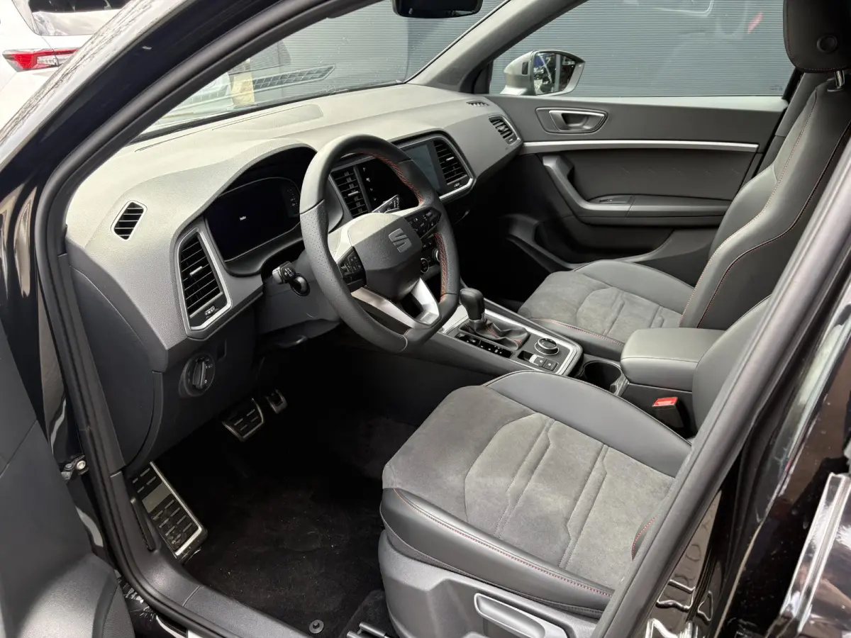 1.5 TSI FR Business Intense | Prive Lease Vanaf €699 P/M! | Automaat | LED Koplampen | Navigatie | Climate Control | Achteruitrijcamera | Apple Carplay/Android Auto | Cruise Control | Keyl
