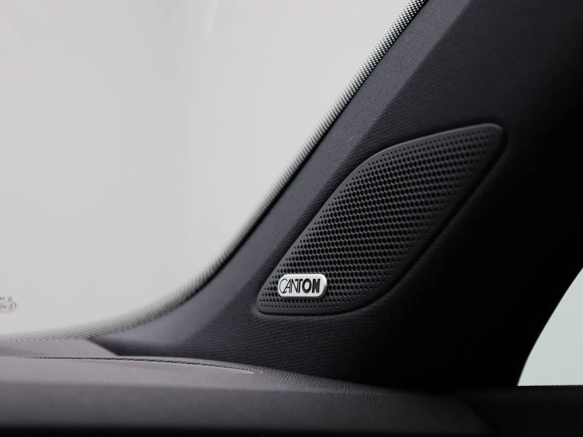 1.5 TSI PHEV Sportline Business 204PK | Automaat | Matrix LED Koplampen | Panoramisch schuif/kanteldak | Navigatie | Apple Carplay/Android Auto | Keyless Entry | Achteruitrijcamera | Climate