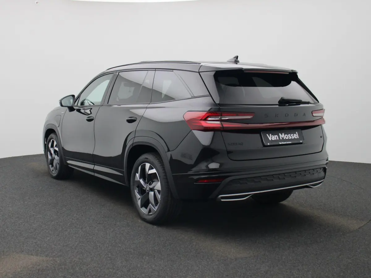 1.5 TSI PHEV Sportline Business 204PK | Automaat | Matrix LED Koplampen | Panoramisch schuif/kanteldak | Navigatie | Apple Carplay/Android Auto | Keyless Entry | Achteruitrijcamera | Climate