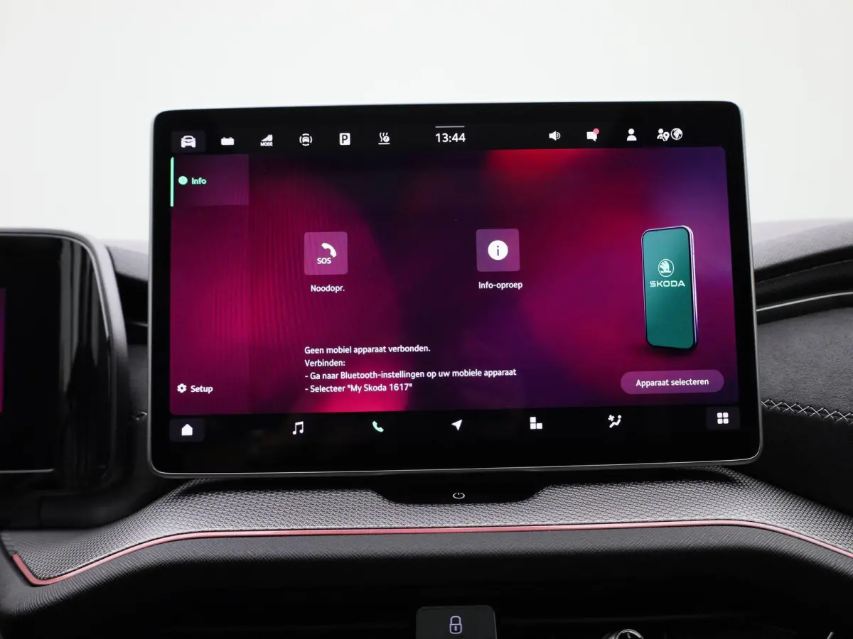 1.5 TSI PHEV Sportline Business 204PK | Automaat | Matrix LED Koplampen | Panoramisch schuif/kanteldak | Navigatie | Apple Carplay/Android Auto | Keyless Entry | Achteruitrijcamera | Climate