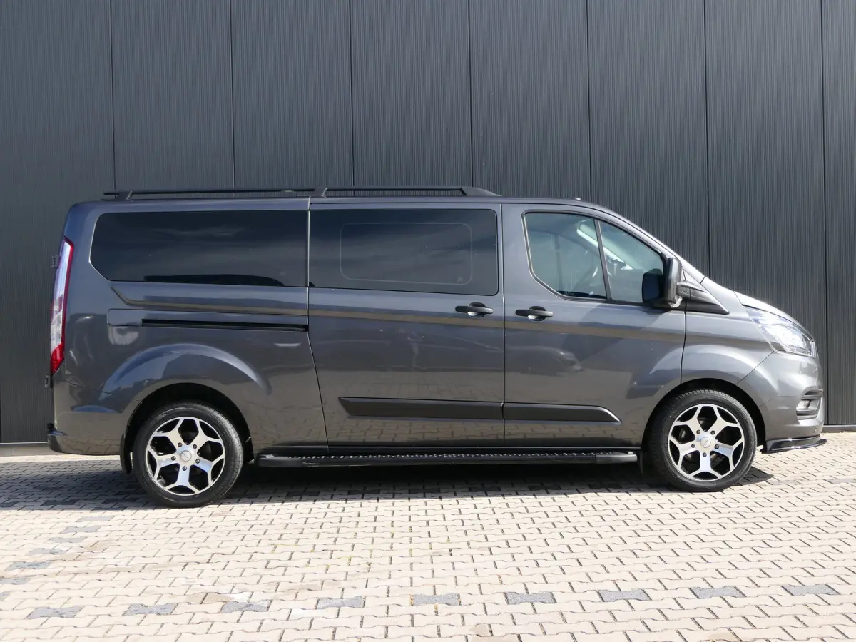 320 2.0 TDCI L2H1 Trend Sport DC Automaat | Dubbele Cabine | 5-Persoons | Navigatie | Trekhaak | Stoelverwarming | CarPlay/Android Auto | Lichtmetalen Velgen