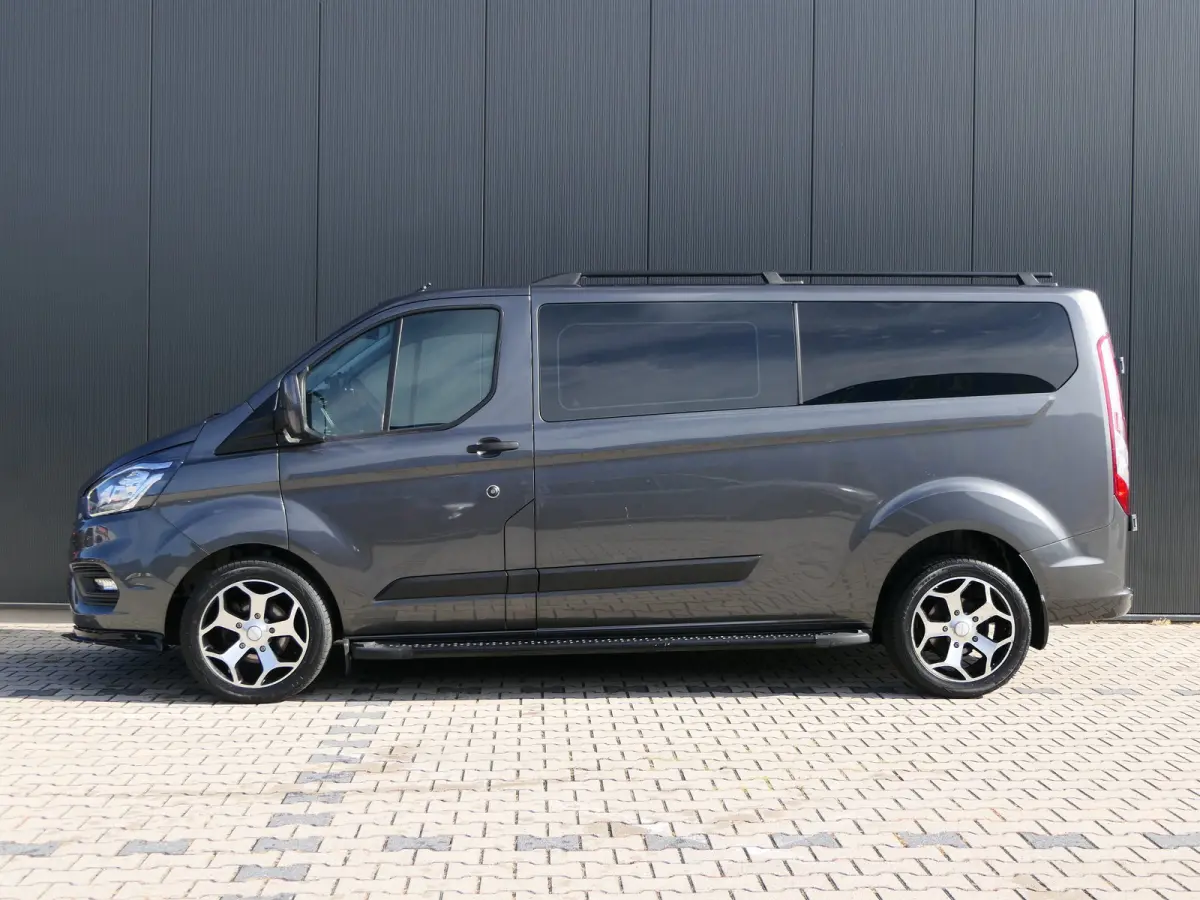 320 2.0 TDCI L2H1 Trend Sport DC Automaat | Dubbele Cabine | 5-Persoons | Navigatie | Trekhaak | Stoelverwarming | CarPlay/Android Auto | Lichtmetalen Velgen