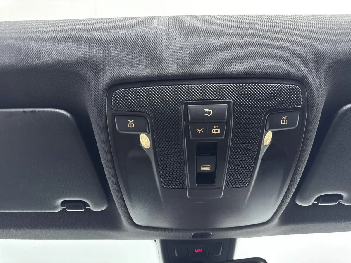 180 Business Solution AMG | PANORAMADAK | CAMERA | HALF-LEDER | STOELVERWARMING | PARKEERSENSOREN | CRUISE CONTROL |