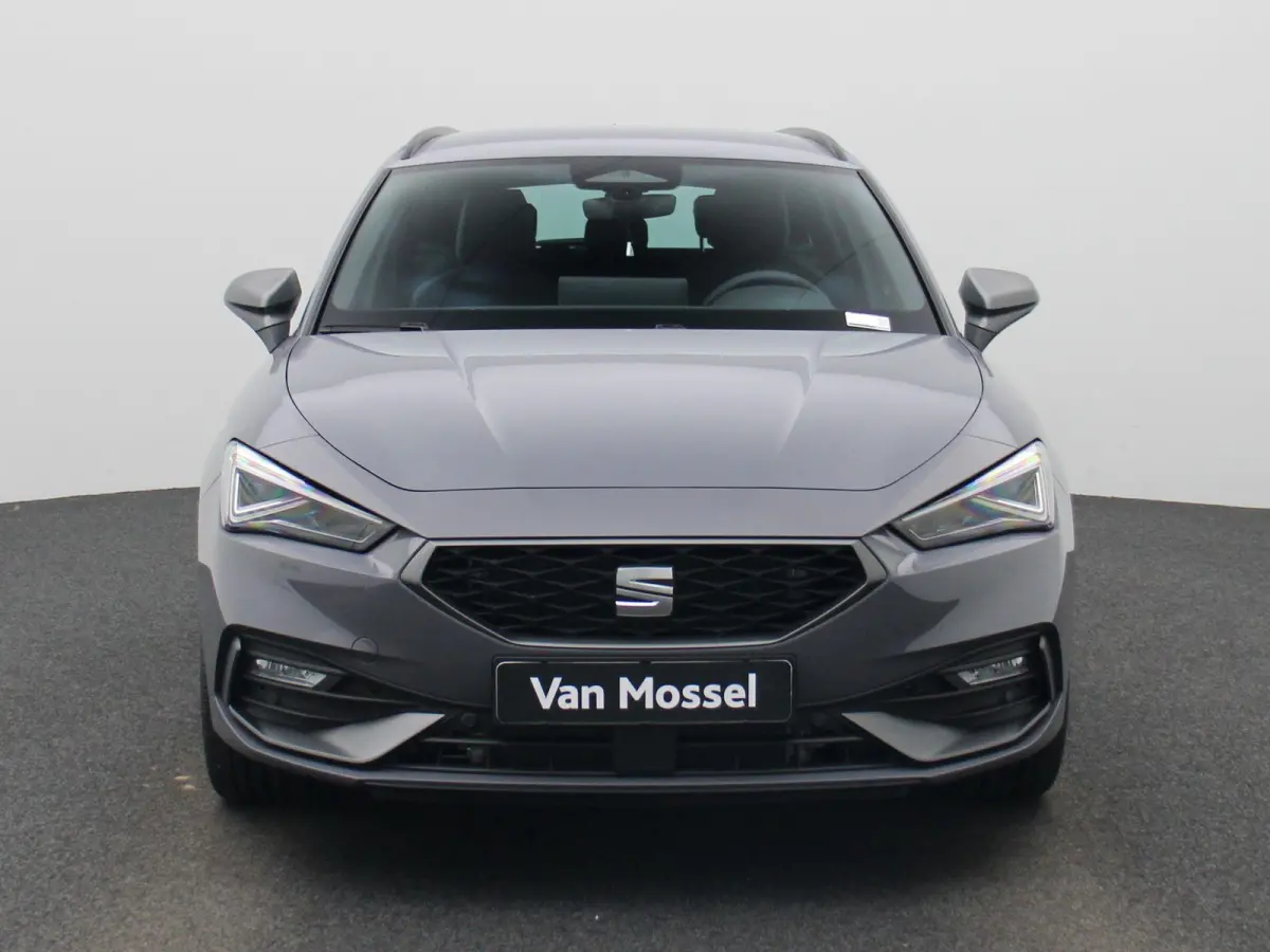 1.5 TSI e-Hybrid FR Business 204 PK | Automaat | LED Matrix Koplampen | Navigatie | Climate Control | Apple Carplay/Android Auto | Achteruitrijcamera | Adaptive Cruise Control | Parkeersenso