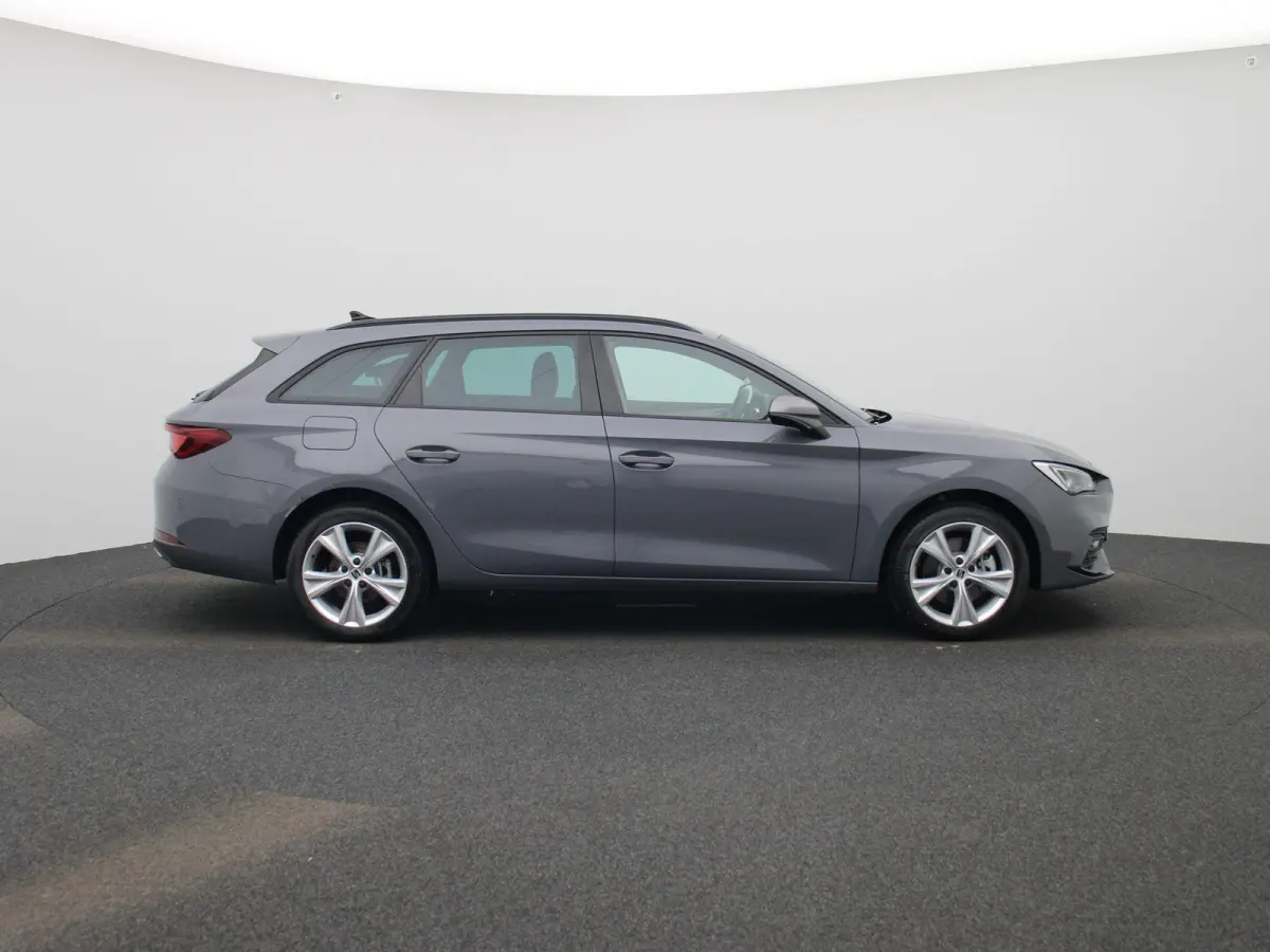 1.5 TSI e-Hybrid FR Business 204 PK | Automaat | LED Matrix Koplampen | Navigatie | Climate Control | Apple Carplay/Android Auto | Achteruitrijcamera | Adaptive Cruise Control | Parkeersenso