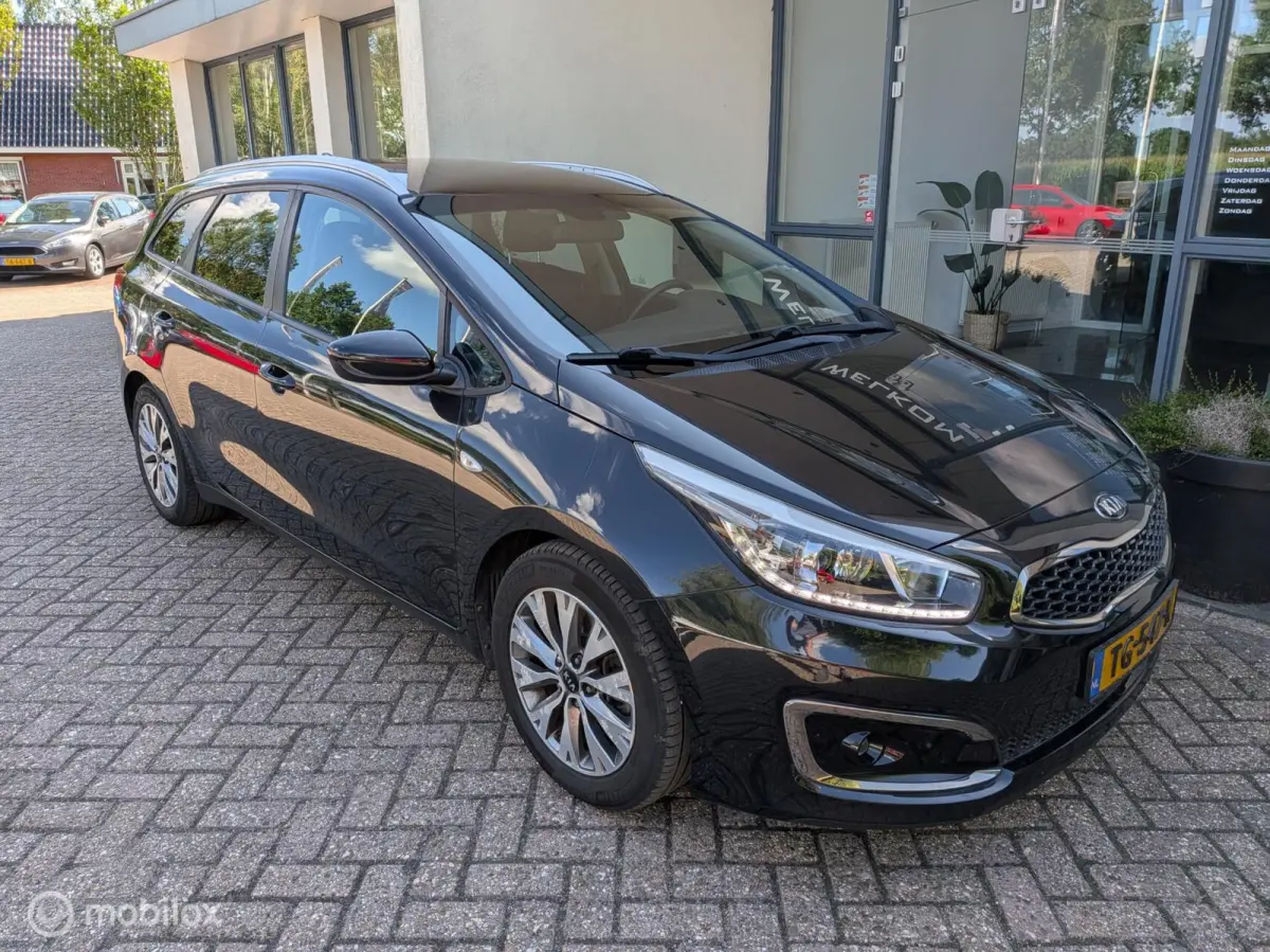 cee'd 1.0 T-GDi ComfortPlusLine Navigator