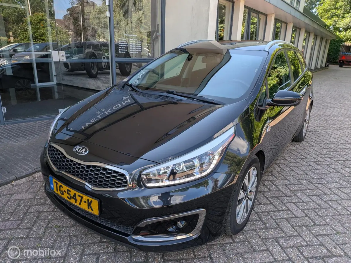 cee'd 1.0 T-GDi ComfortPlusLine Navigator