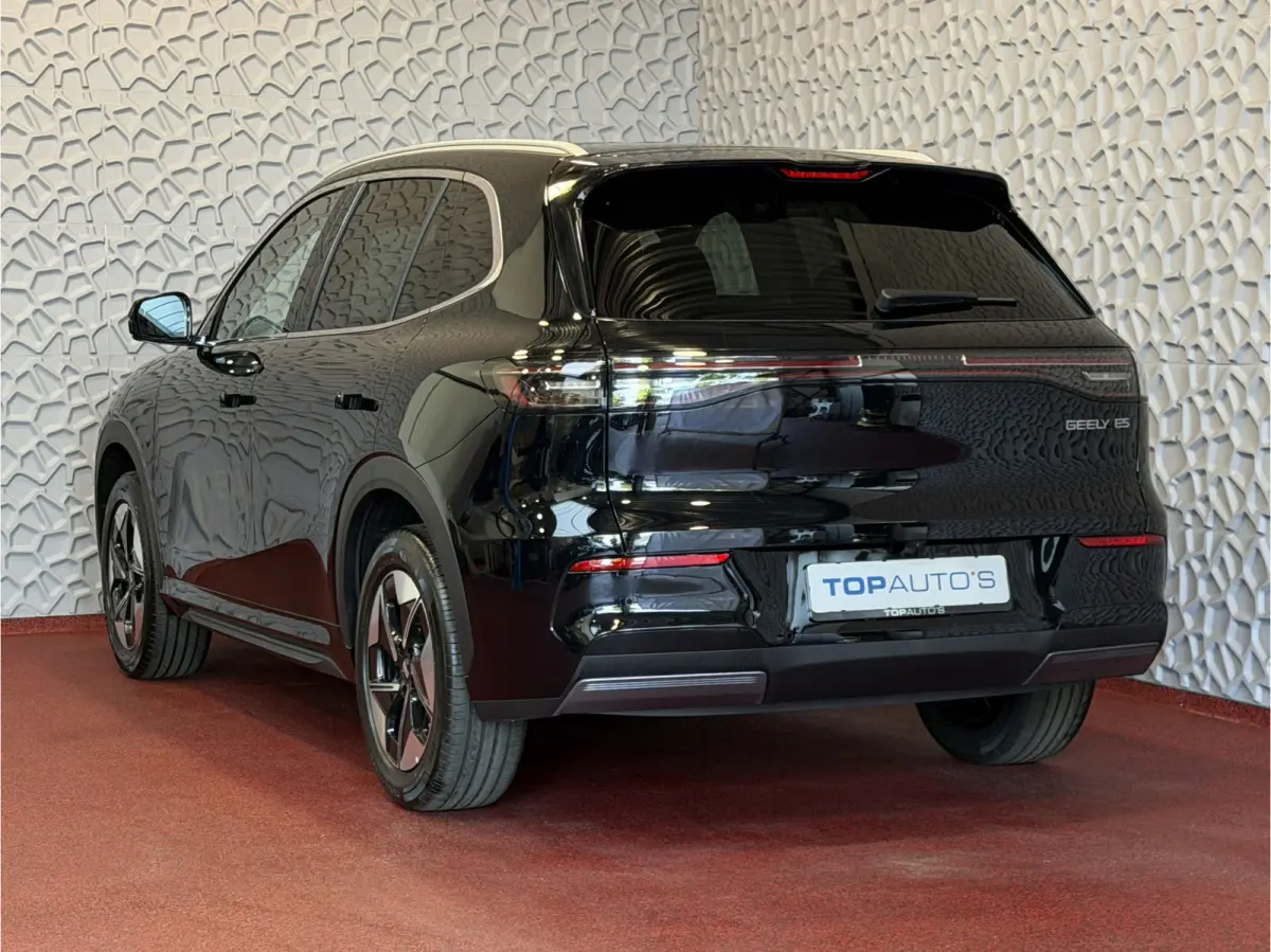 Pro+ 68 kWh | LONG RANGE 475 Km wltp | 8 Jaar Garantie | Verwarmde & Gekoelde Stoelen | 360° View | Warmtepomp | Leder | Blindspot
