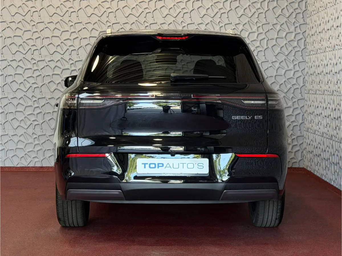 Pro+ 68 kWh | LONG RANGE 475 Km wltp | 8 Jaar Garantie | Verwarmde & Gekoelde Stoelen | 360° View | Warmtepomp | Leder | Blindspot