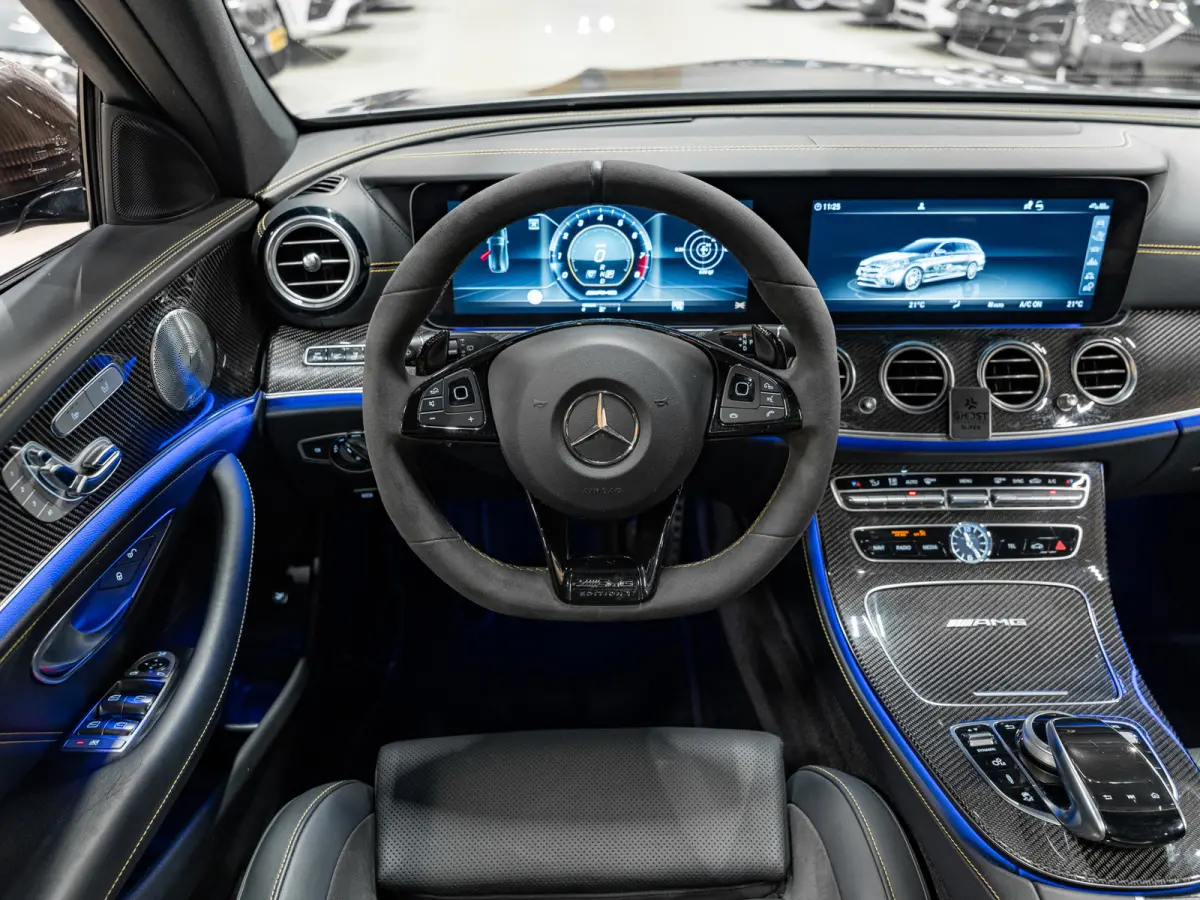 AMG 63 S 4MATIC Premium Plus Edition 1, Keramisch, Pano, Carbon, Perf Seat, Designo Magno, Burmester