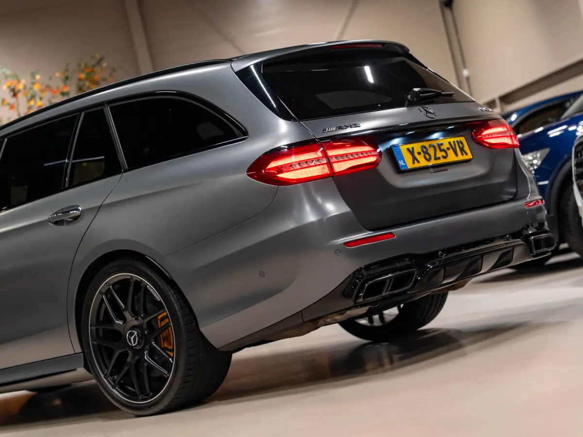 AMG 63 S 4MATIC Premium Plus Edition 1, Keramisch, Pano, Carbon, Perf Seat, Designo Magno, Burmester