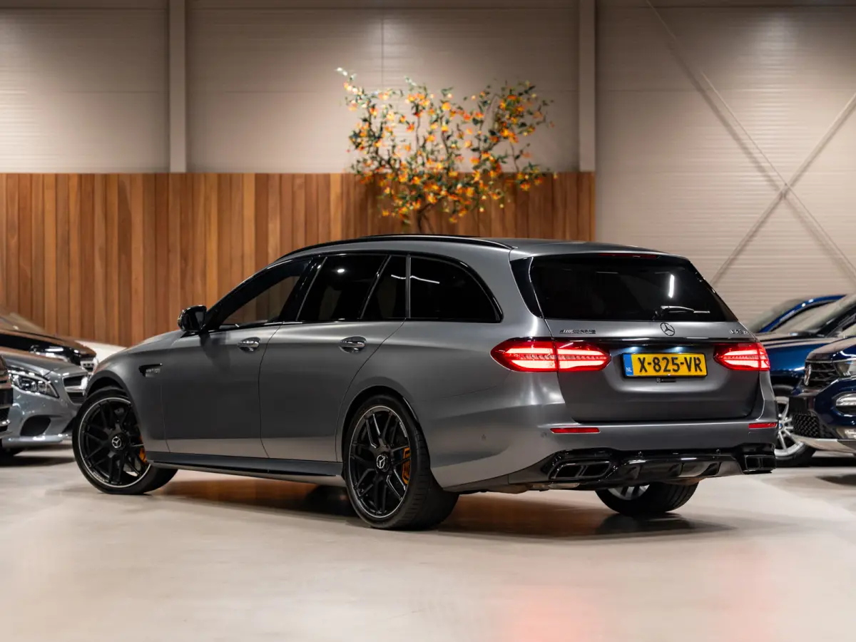 AMG 63 S 4MATIC Premium Plus Edition 1, Keramisch, Pano, Carbon, Perf Seat, Designo Magno, Burmester