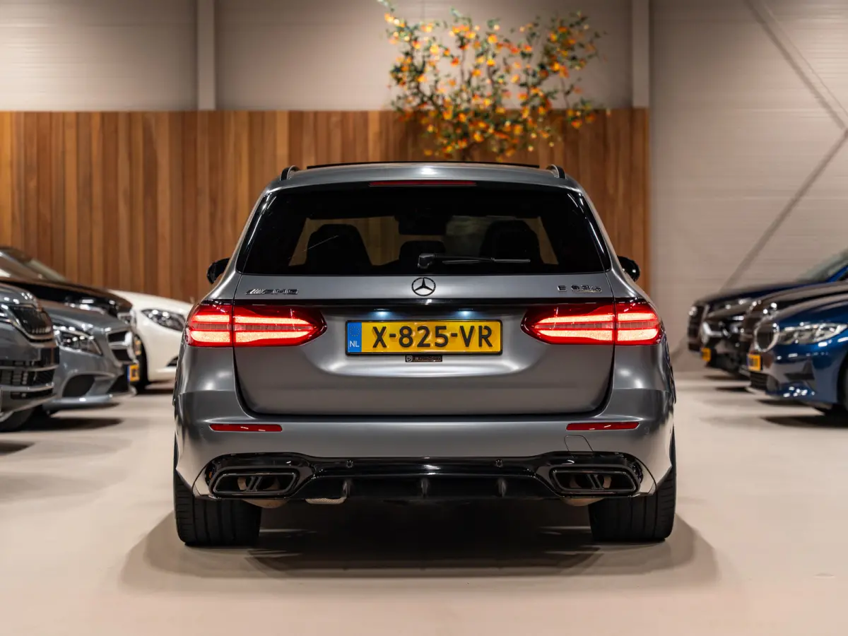 AMG 63 S 4MATIC Premium Plus Edition 1, Keramisch, Pano, Carbon, Perf Seat, Designo Magno, Burmester