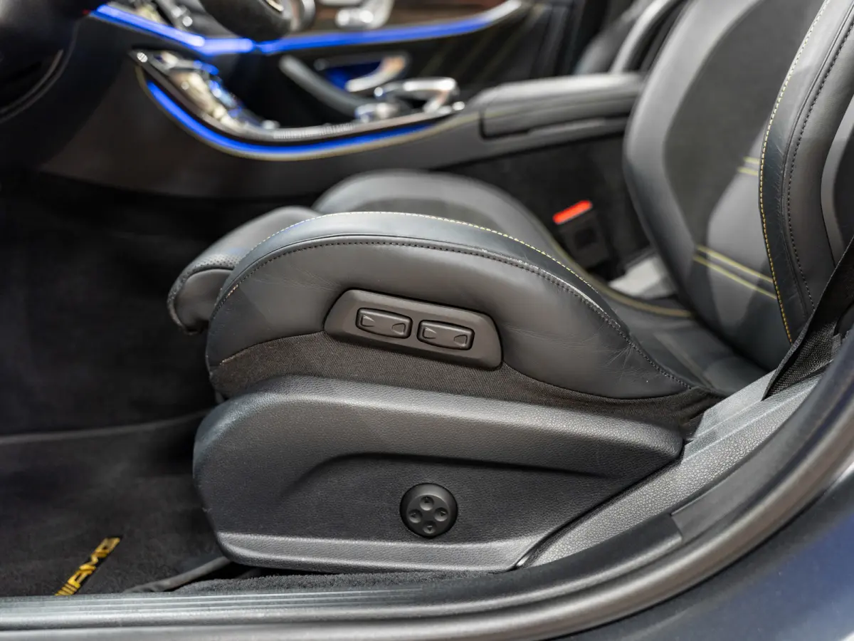 AMG 63 S 4MATIC Premium Plus Edition 1, Keramisch, Pano, Carbon, Perf Seat, Designo Magno, Burmester