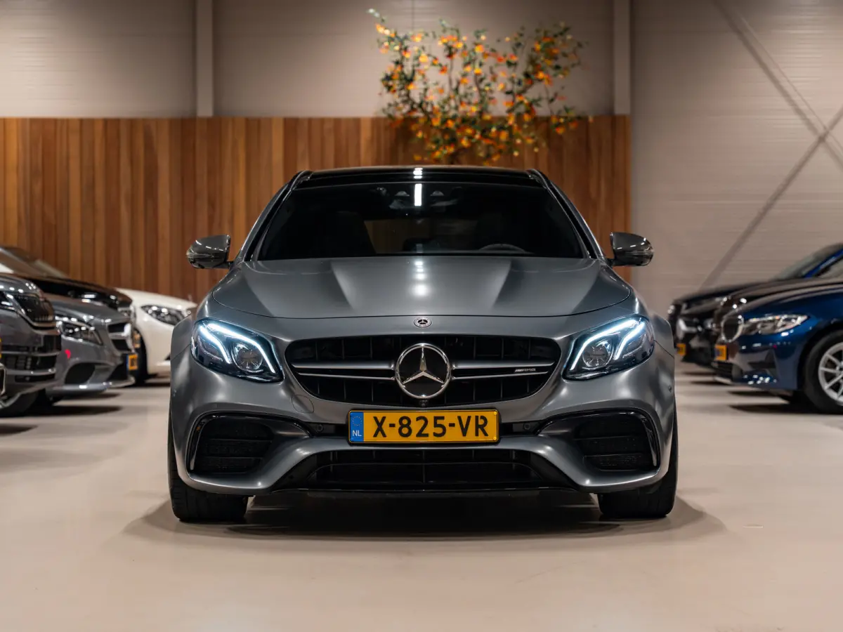 AMG 63 S 4MATIC Premium Plus Edition 1, Keramisch, Pano, Carbon, Perf Seat, Designo Magno, Burmester