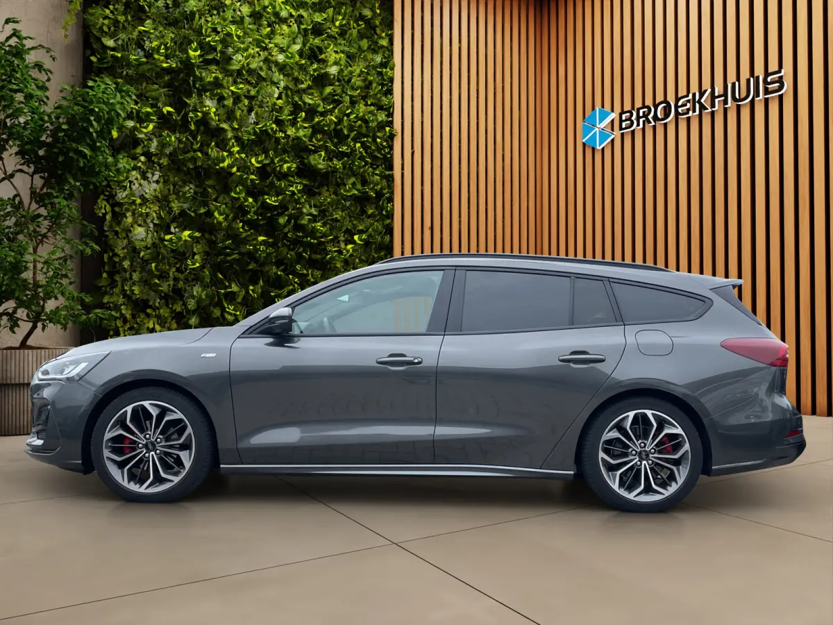 1.0 EcoBoost Hybrid ST Line X Adaptieve cruise | Panoramdak | Stoel- stuurverw. | Carplay | Camera | 18" | AGR