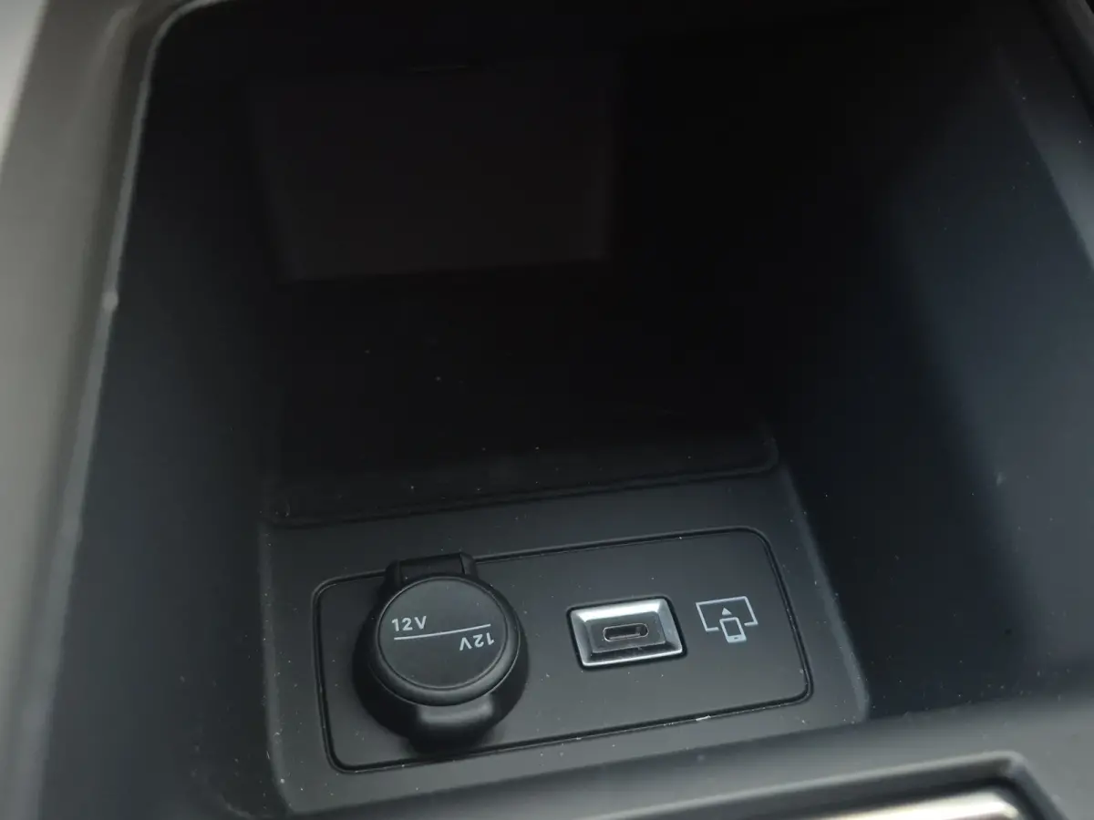 1.2 Hybrid 145 e-DCS6 GT 8 jaar garantie | Elektrische stoelverstelling met geheugen | Stoelmassage | Voorstoelen verwarmd | Stuurwiel verwarming | Apple carplay Android auto | Adaptive crui