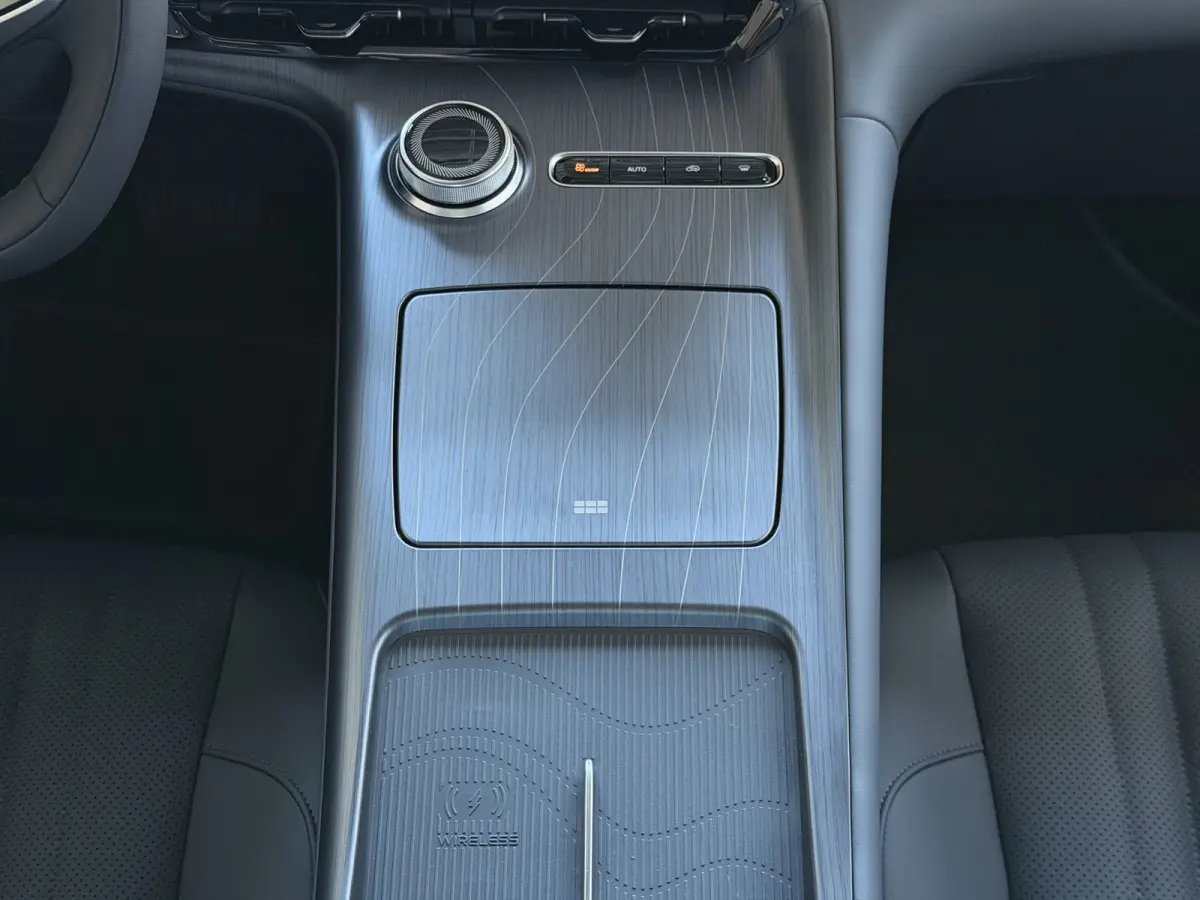 Pro+ 68 kWh | 475 km WLTP | Moonlight Silver 8 Jaar Garantie | 360° Camera | Warmtepomp | Leder | Blind Spot