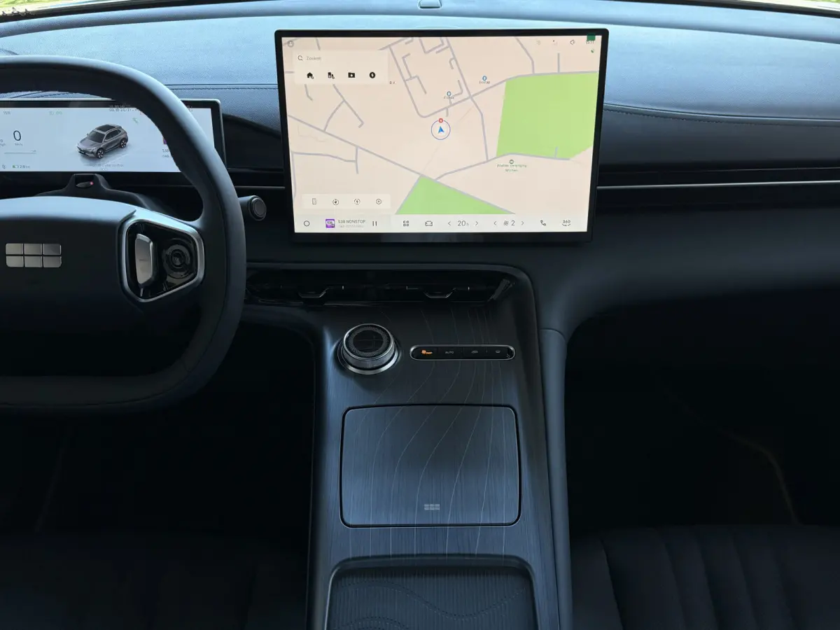 Pro+ 68 kWh | 475 km WLTP | Moonlight Silver 8 Jaar Garantie | 360° Camera | Warmtepomp | Leder | Blind Spot