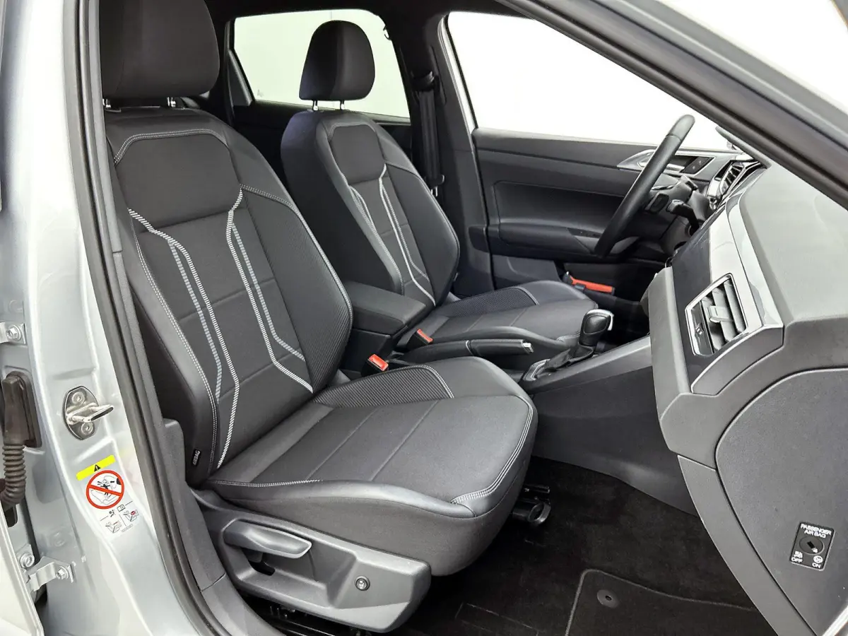 1.0 TSI Highline Business R | 95 PK | Automaat | Trekhaak | Climatronic Automatische Airco | Cruise Control Adaptief | Navigatie | Parkeersensoren  | Digital Cockpit PRO |