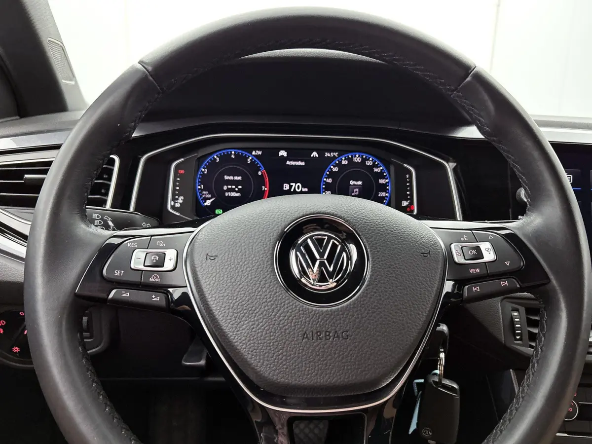 1.0 TSI Highline Business R | 95 PK | Automaat | Trekhaak | Climatronic Automatische Airco | Cruise Control Adaptief | Navigatie | Parkeersensoren  | Digital Cockpit PRO |