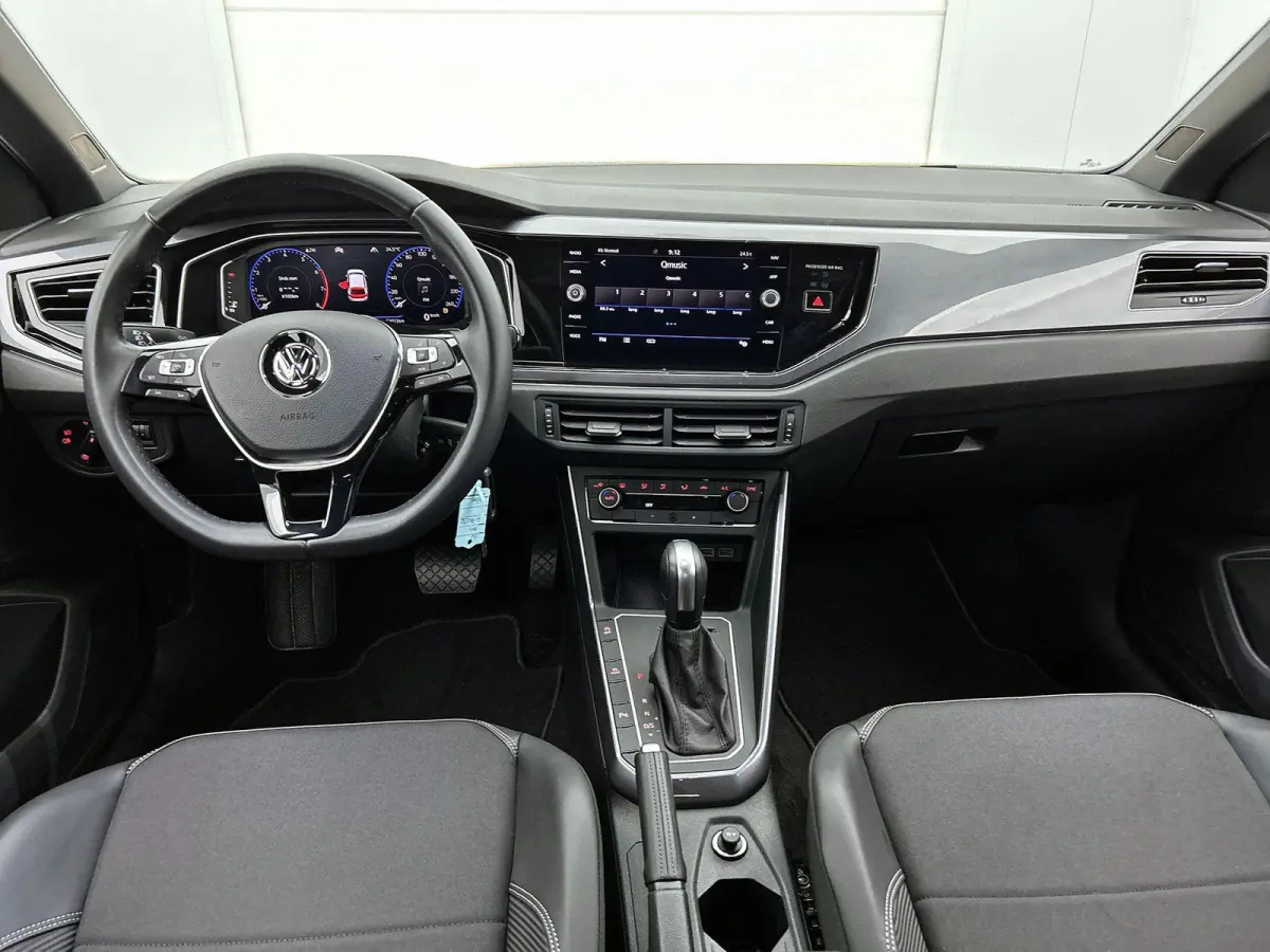 1.0 TSI Highline Business R | 95 PK | Automaat | Trekhaak | Climatronic Automatische Airco | Cruise Control Adaptief | Navigatie | Parkeersensoren  | Digital Cockpit PRO |