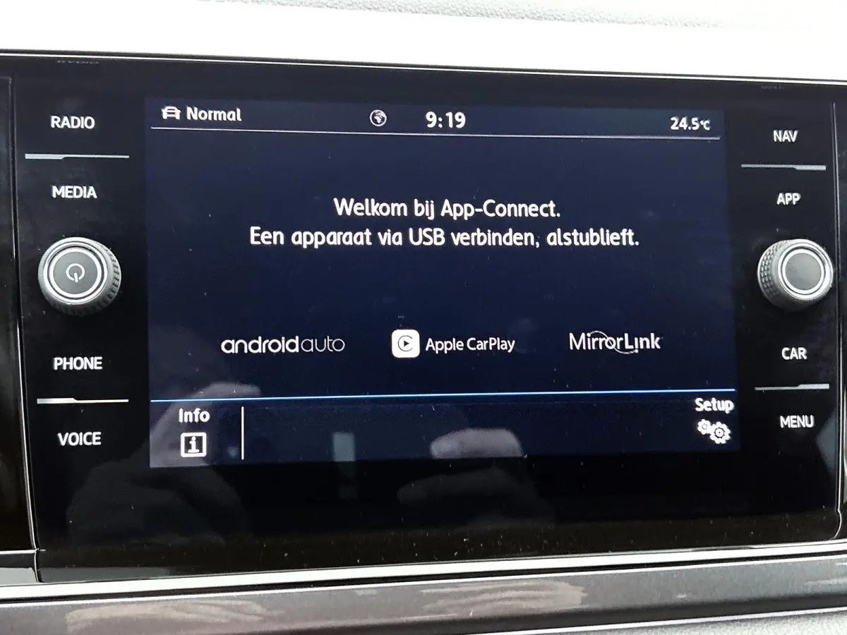 1.0 TSI Highline Business R | 95 PK | Automaat | Trekhaak | Climatronic Automatische Airco | Cruise Control Adaptief | Navigatie | Parkeersensoren  | Digital Cockpit PRO |