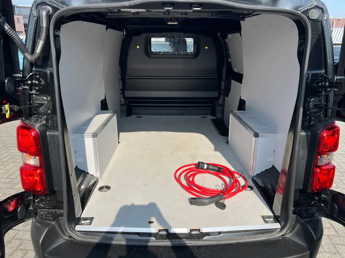 Electric L2 75 kWh | Android Auto | Apple CarPlay | Dodehoek detectie