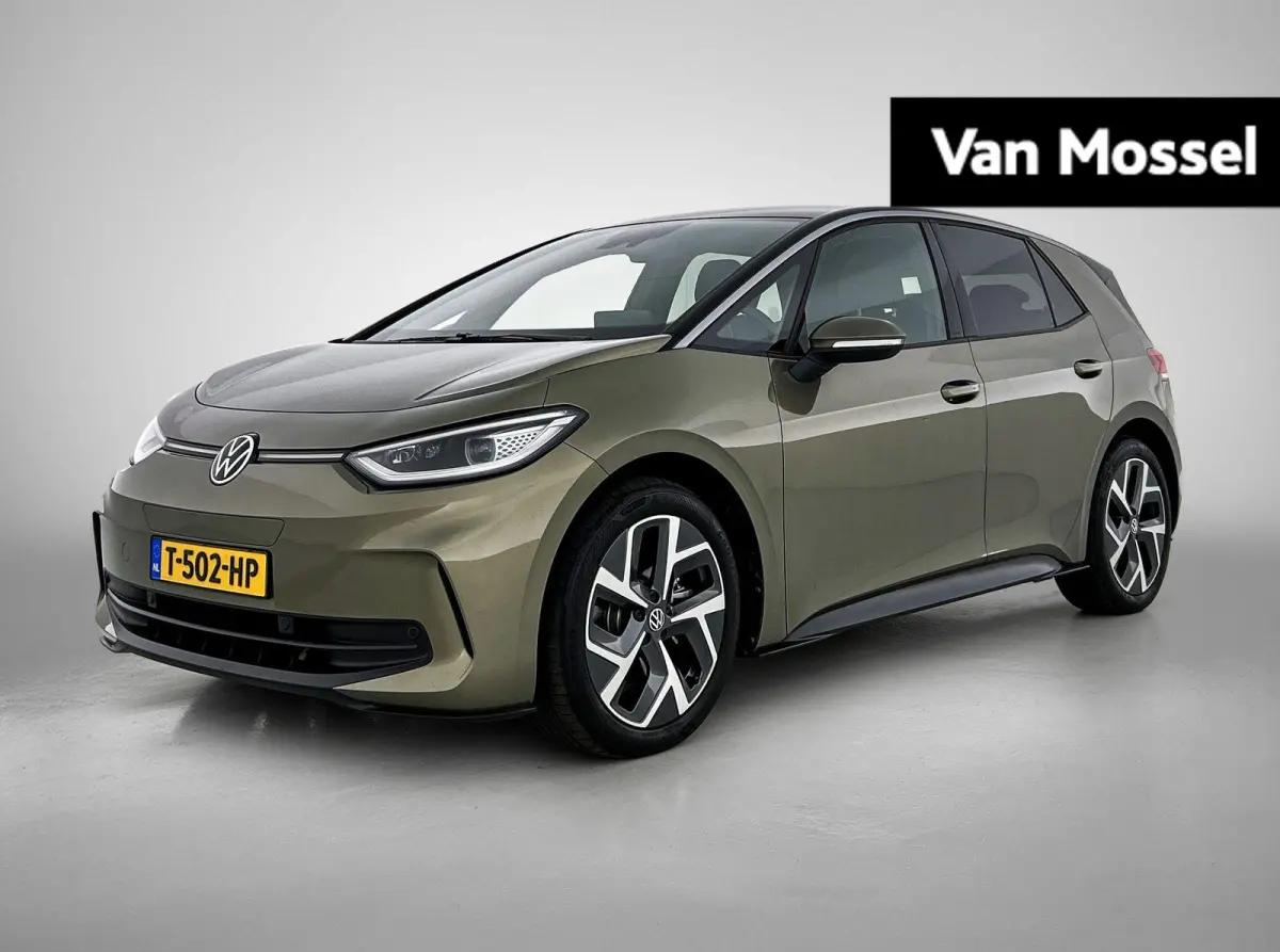 Pro Business 59 kWh | SoH 91% | Olive Green | Keyless | Parkeercamera | Stoelverwarming | Navigatie | Carplay / Android Auto