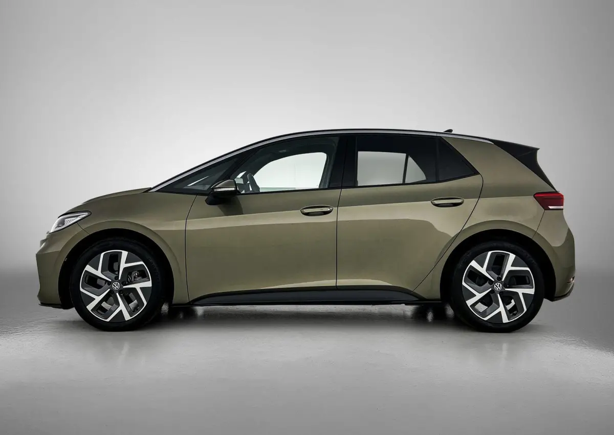 Pro Business 59 kWh | SoH 91% | Olive Green | Keyless | Parkeercamera | Stoelverwarming | Navigatie | Carplay / Android Auto