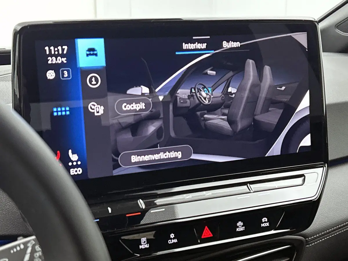 Pro Business 59 kWh | SoH 91% | Olive Green | Keyless | Parkeercamera | Stoelverwarming | Navigatie | Carplay / Android Auto