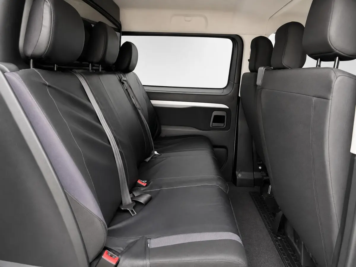 2.0 BlueHDI 120 XL Driver DC Imperiaal Trekhaak Navigatie Apple CarPlay Android Auto Camera Parkeerhulp Cruise Control Verwarmbare bestuurdersstoel Climate Control