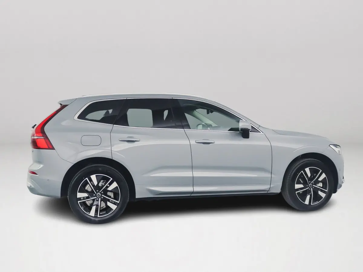 T6 Plug-in hybrid AWD Plus Bright | SOH 99% | 360° camera | Harman Kardon | Stoel- en stuurverwarming | Trekhaak