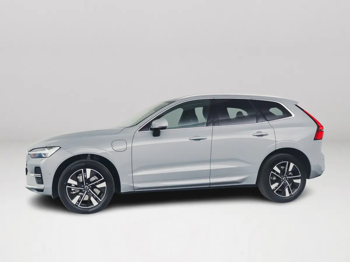 T6 Plug-in hybrid AWD Plus Bright | SOH 99% | 360° camera | Harman Kardon | Stoel- en stuurverwarming | Trekhaak
