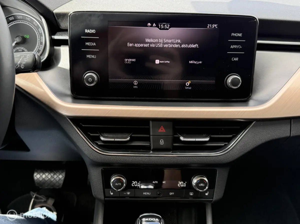 1.0 TSI Style AUTOMAAT | CARPLAY | PDC | CLIMA