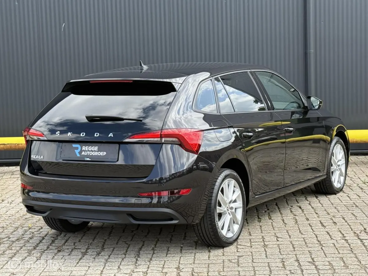 1.0 TSI Style AUTOMAAT | CARPLAY | PDC | CLIMA
