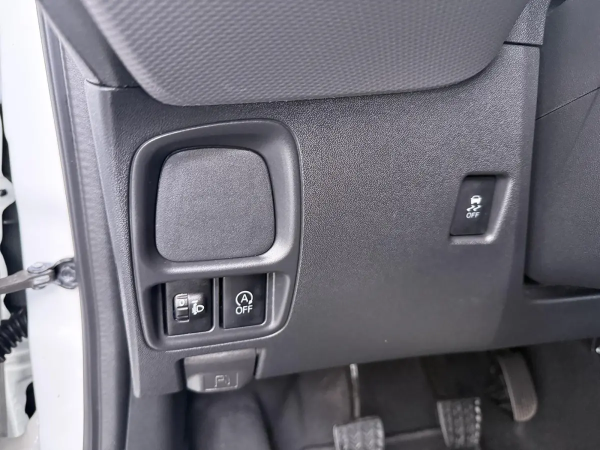 1.0 e-VTi Active | AIRCO | Mistlampen |