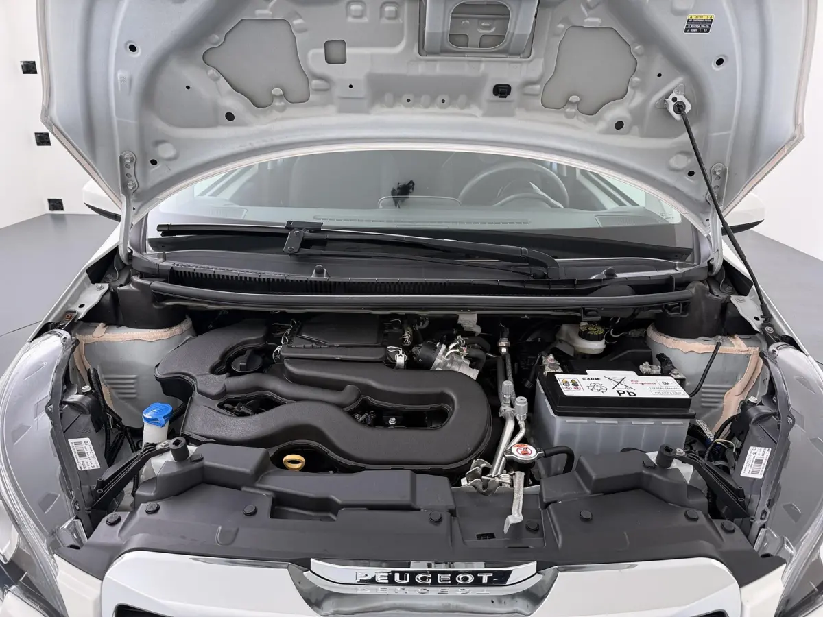 1.0 e-VTi Active | AIRCO | Mistlampen |