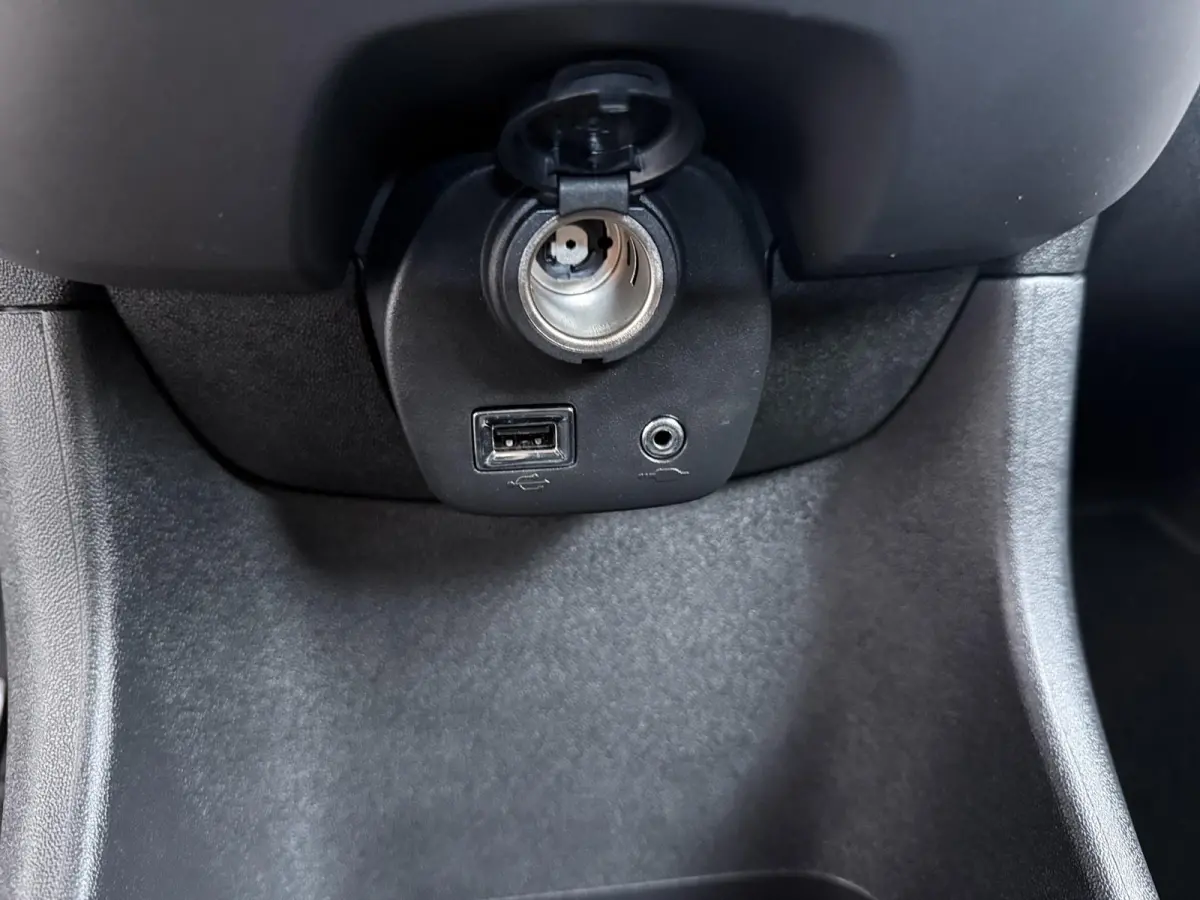 1.0 e-VTi Active | AIRCO | Mistlampen |