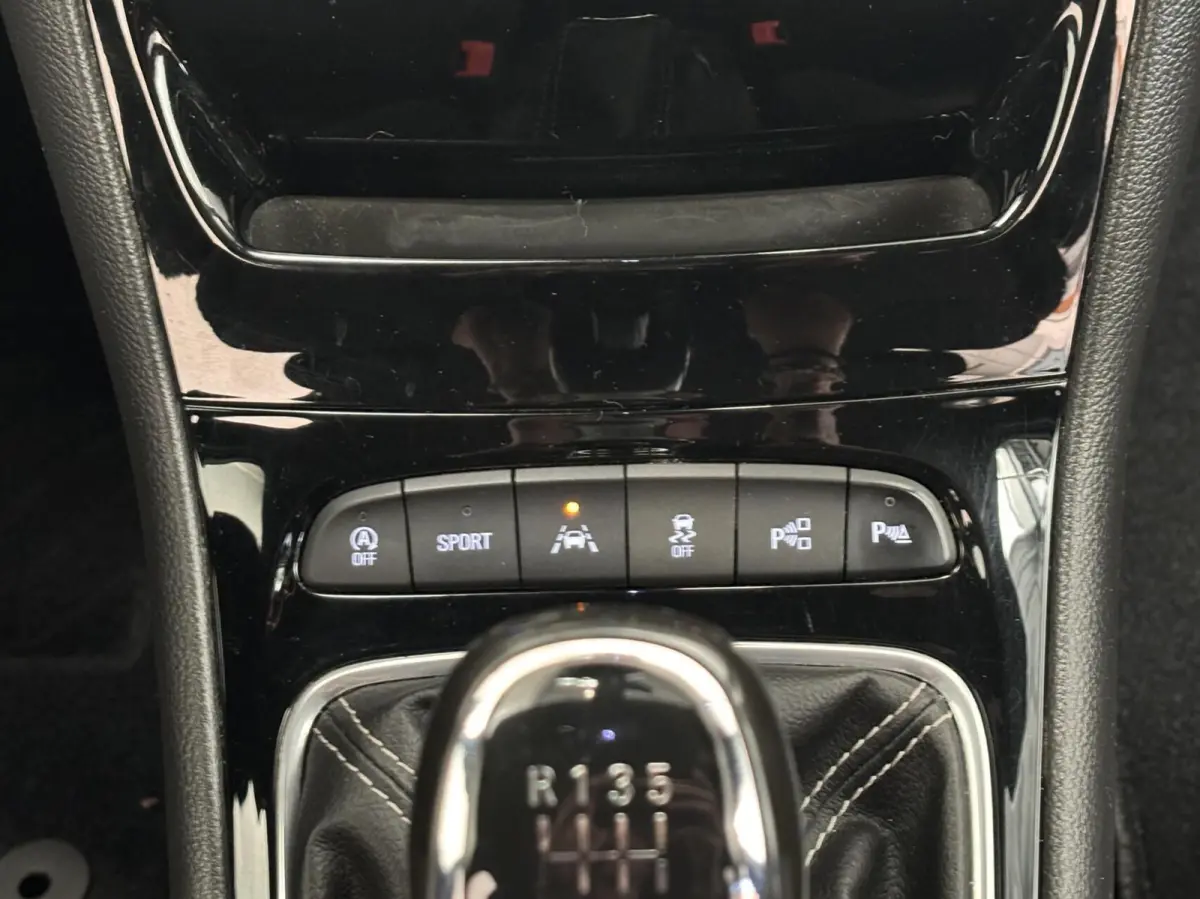 1.4 Turbo S/S / Carplay / Navi / Camera / Dodehoek / Clima / DealerOH