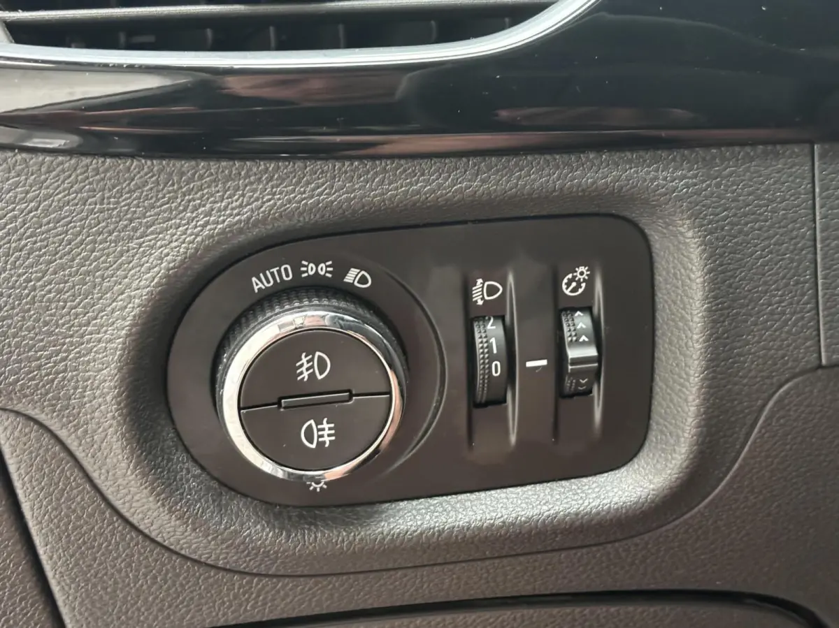 1.4 Turbo S/S / Carplay / Navi / Camera / Dodehoek / Clima / DealerOH